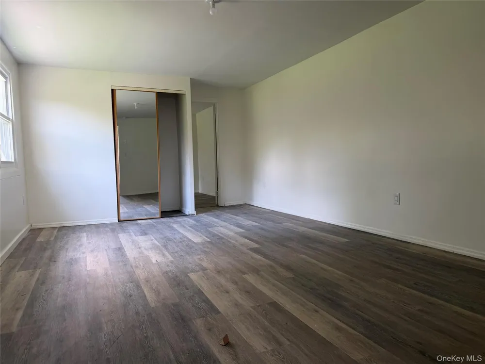50 S Montgomery Street #6 Walden, NY 12586