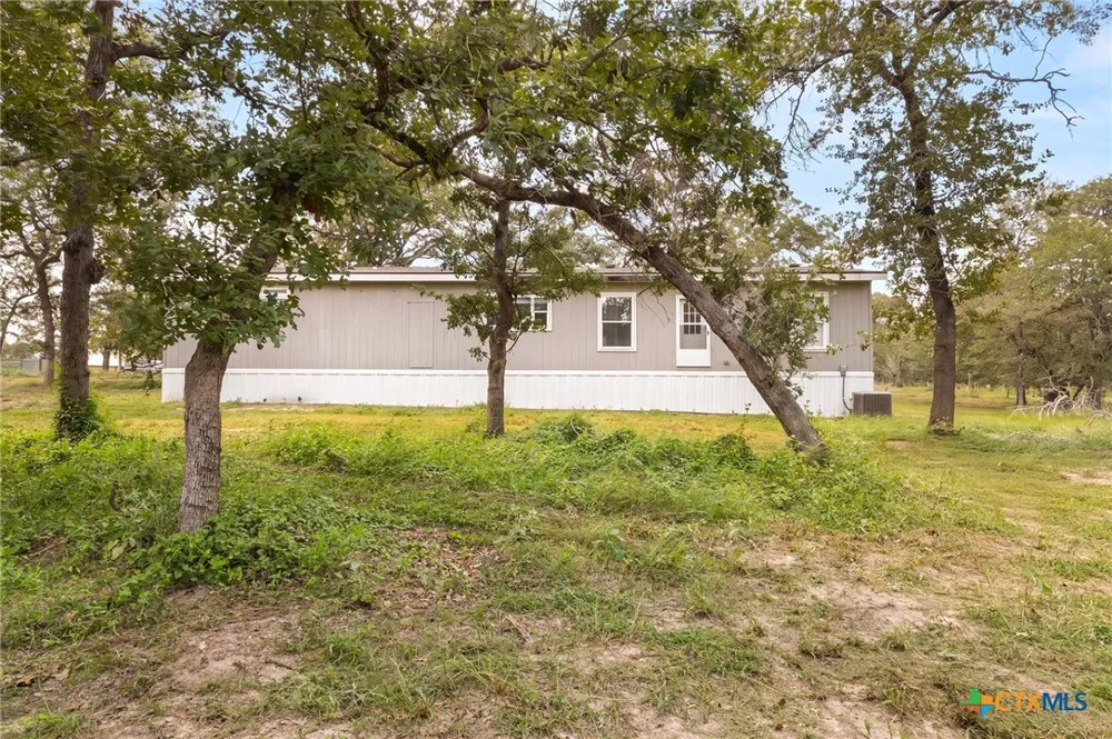 159 High Sierra Drive Seguin, TX 78155