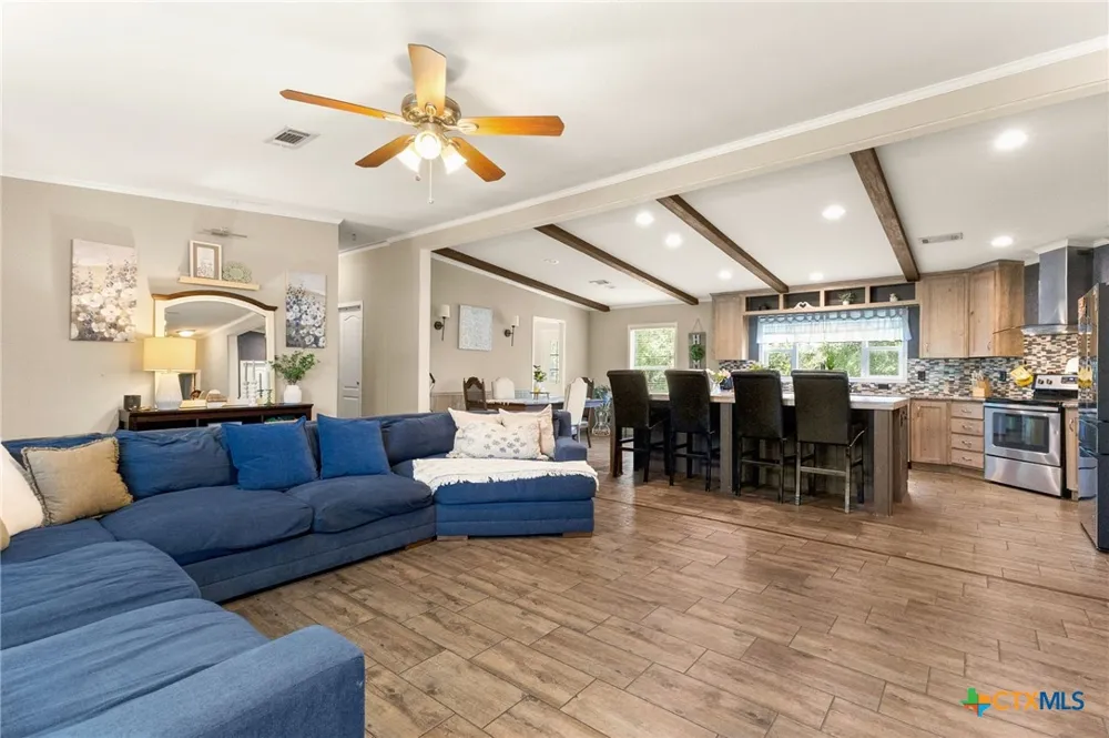 159 High Sierra Drive Seguin, TX 78155