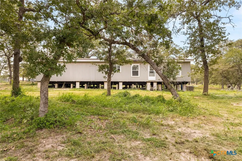 159 High Sierra Drive Seguin, TX 78155