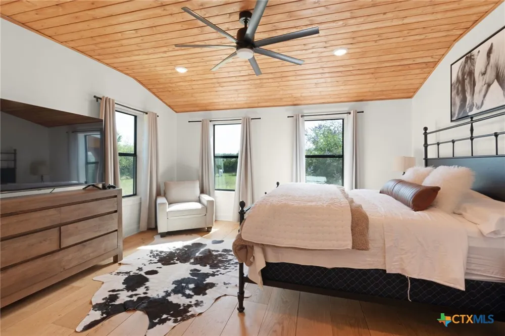 13770 Private Road 3642 Kempner, TX 76539