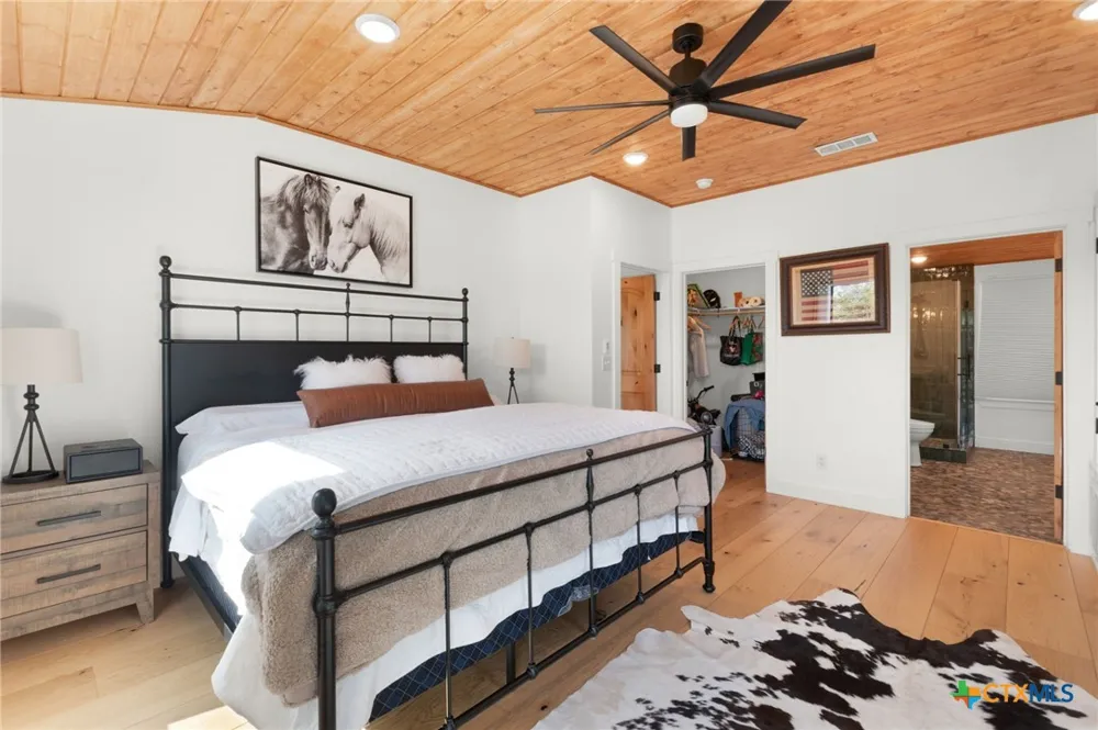 13770 Private Road 3642 Kempner, TX 76539
