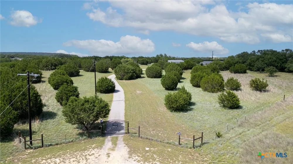 13770 Private Road 3642 Kempner, TX 76539