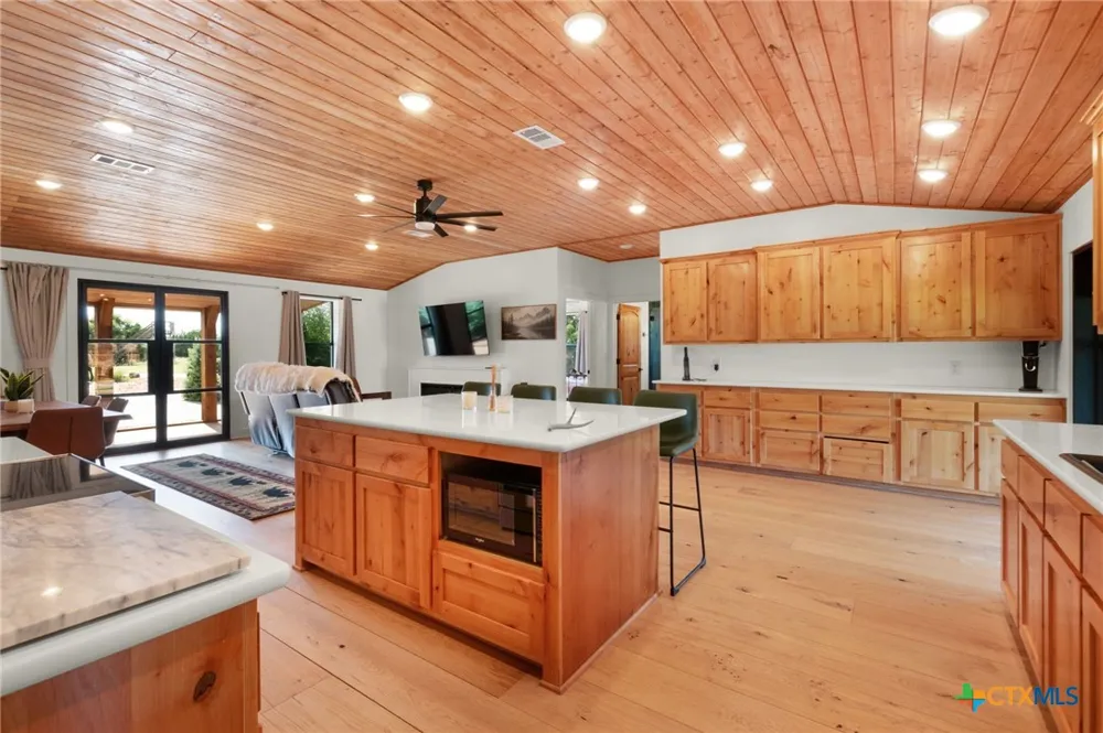13770 Private Road 3642 Kempner, TX 76539