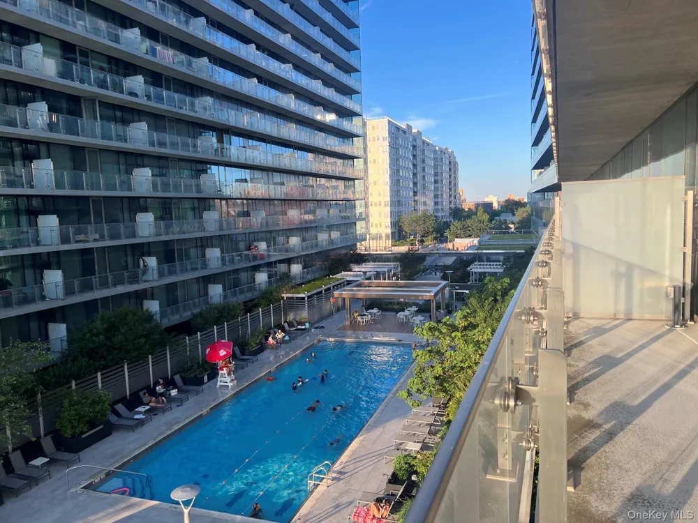 13103 40th Road #11K Flushing, NY 11354