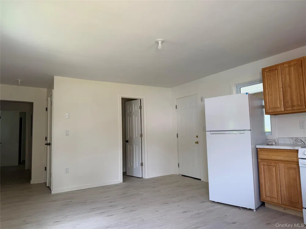 50 S Montgomery Street #7 Walden, NY 12586