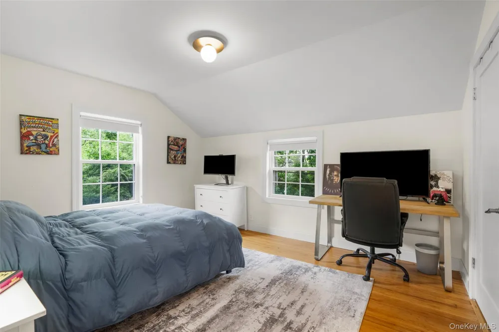 1 Harmon Drive Larchmont, NY 10538