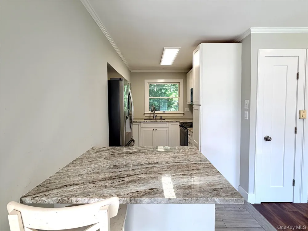 40 Hampton Street Westhampton Beach, NY 11978