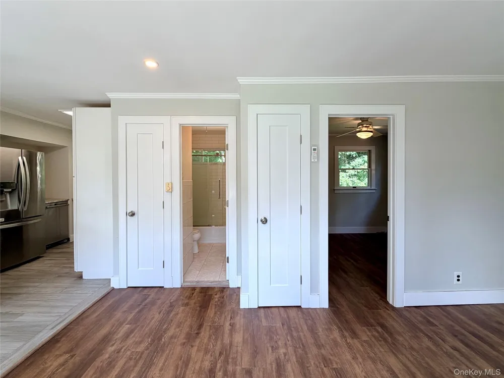 40 Hampton Street Westhampton Beach, NY 11978