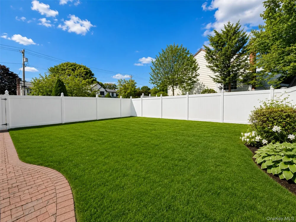 46 Convent Road Syosset, NY 11791