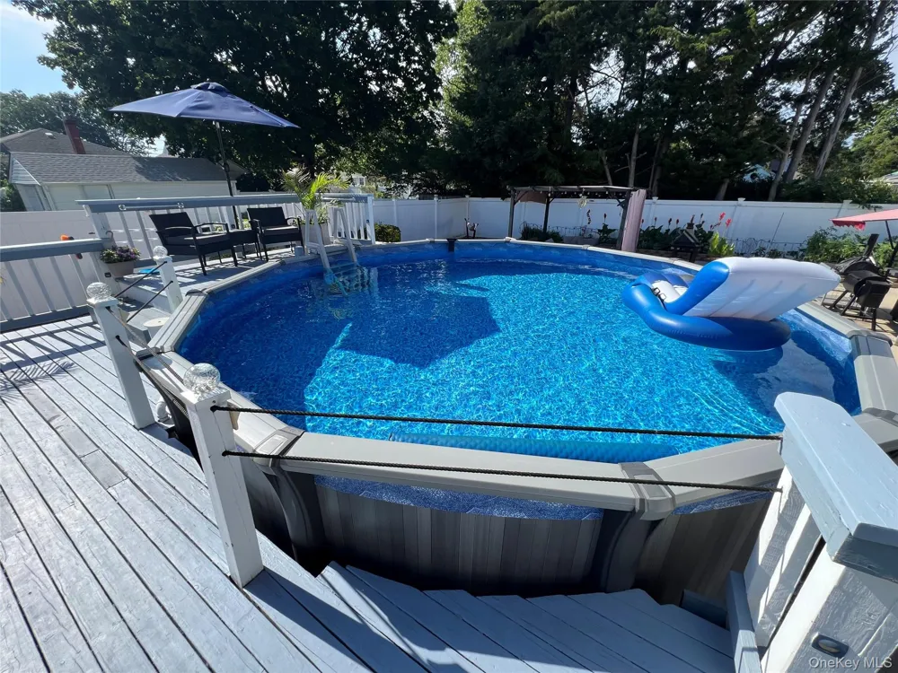 11 Bonaparte Place Baldwin, NY 11510