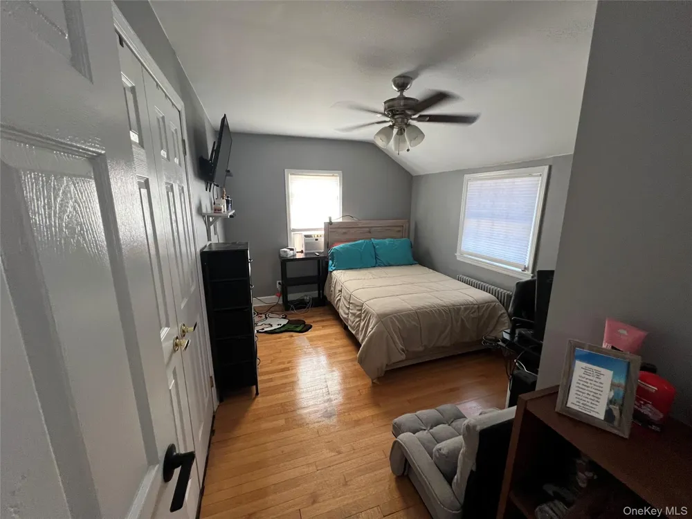 11 Bonaparte Place Baldwin, NY 11510