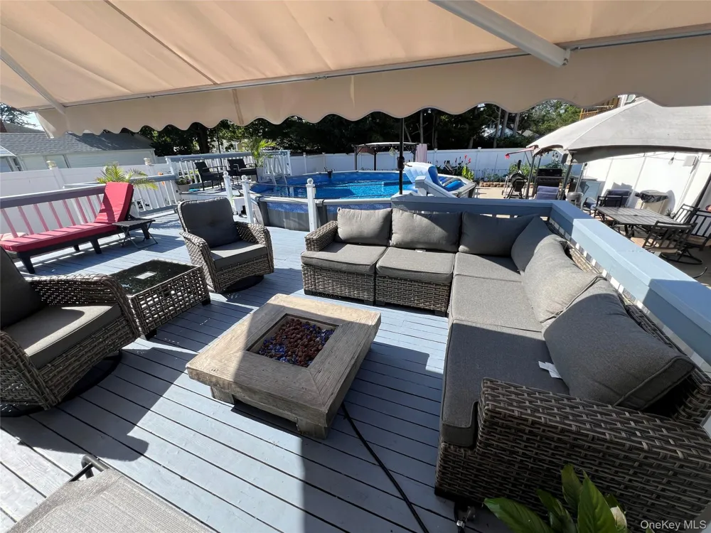 11 Bonaparte Place Baldwin, NY 11510