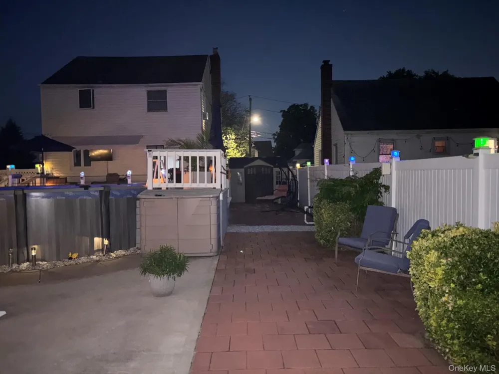11 Bonaparte Place Baldwin, NY 11510