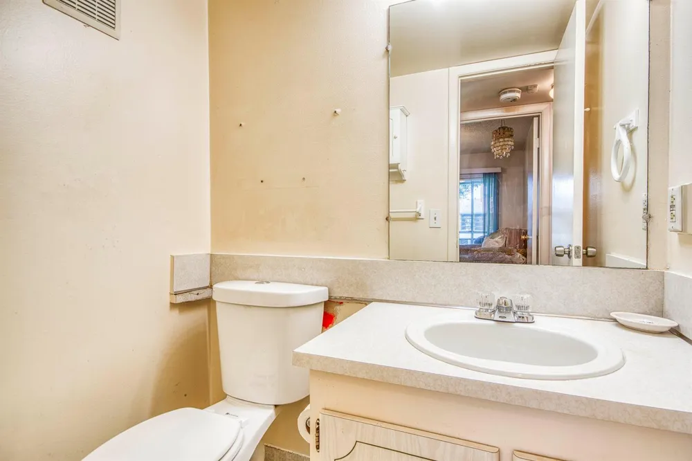279 Tilford M Deerfield Beach, FL 33442