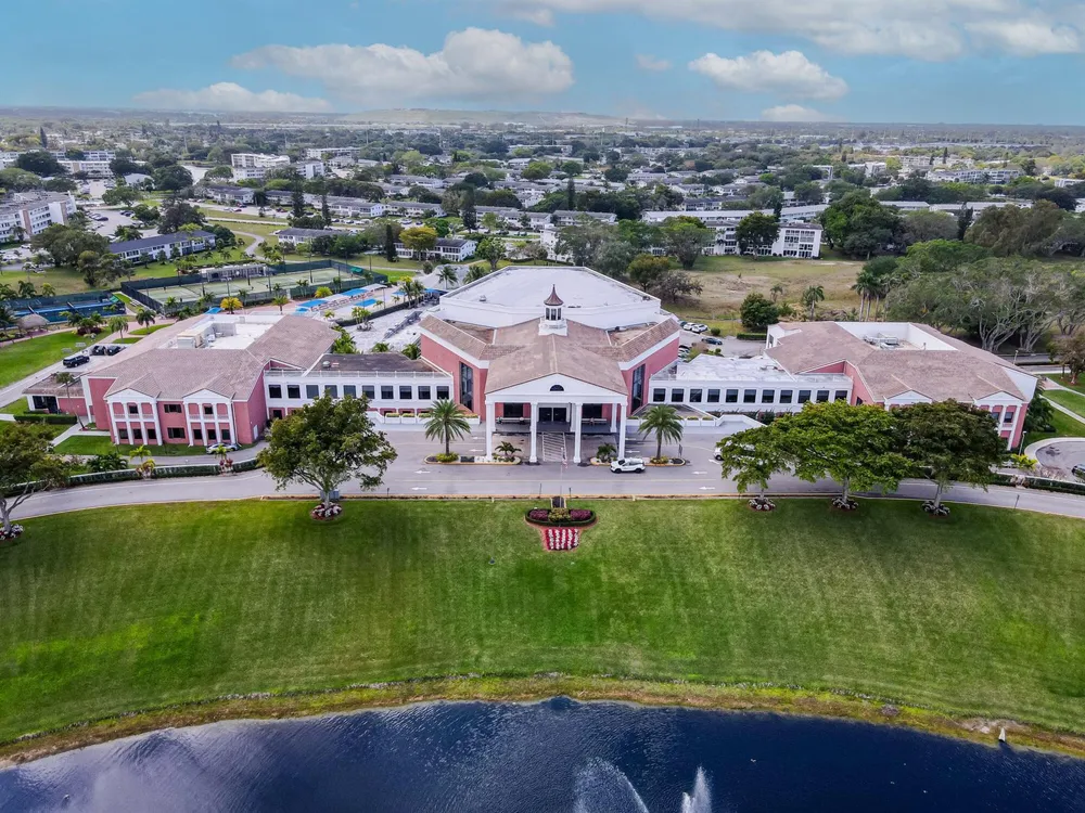 279 Tilford M Deerfield Beach, FL 33442