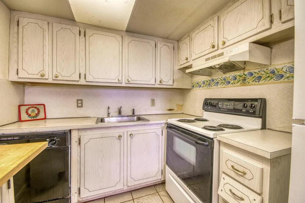 279 Tilford M Deerfield Beach, FL 33442