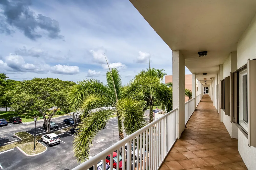 7904 Trent Drive #410 Tamarac, FL 33321