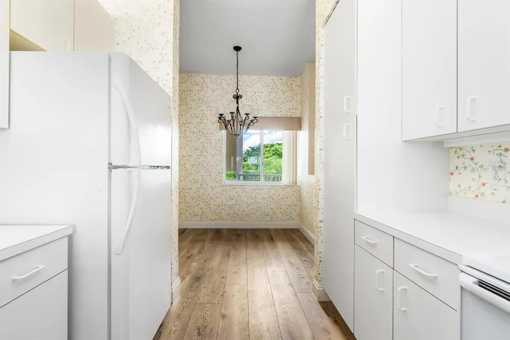 7904 Trent Drive #410 Tamarac, FL 33321
