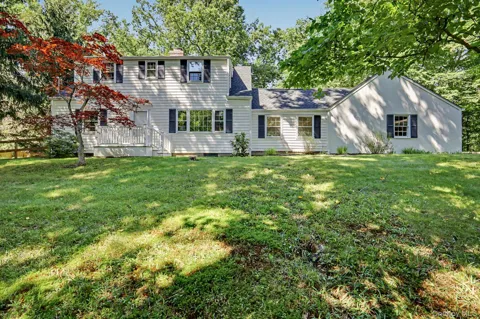 15 Westchester Avenue