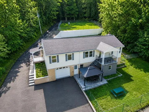 274 Grey Road