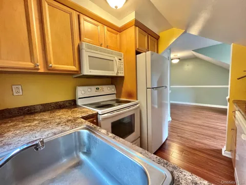 7 Ferndale Place #2
