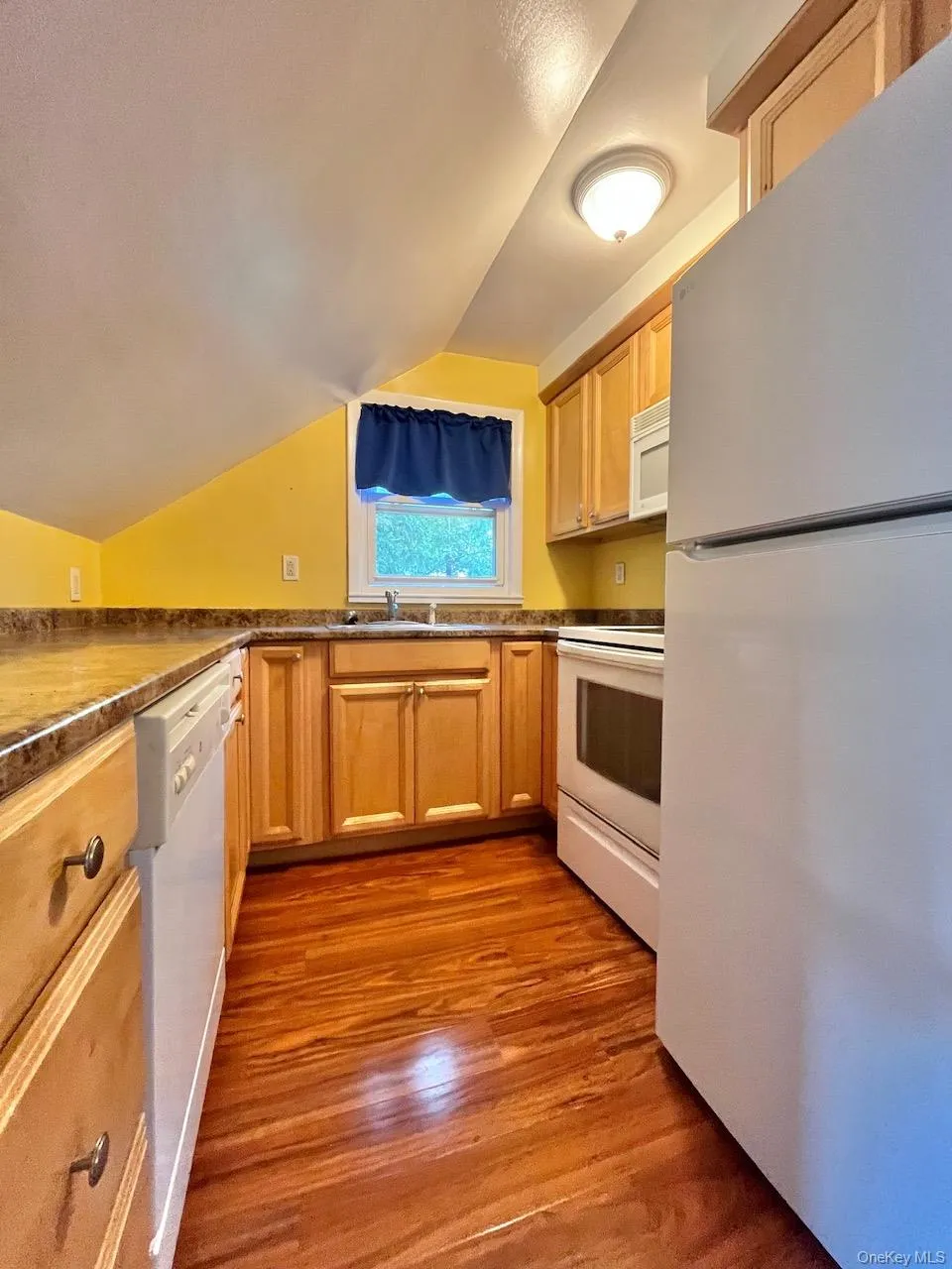 7 Ferndale Place #2 Larchmont, NY 10538