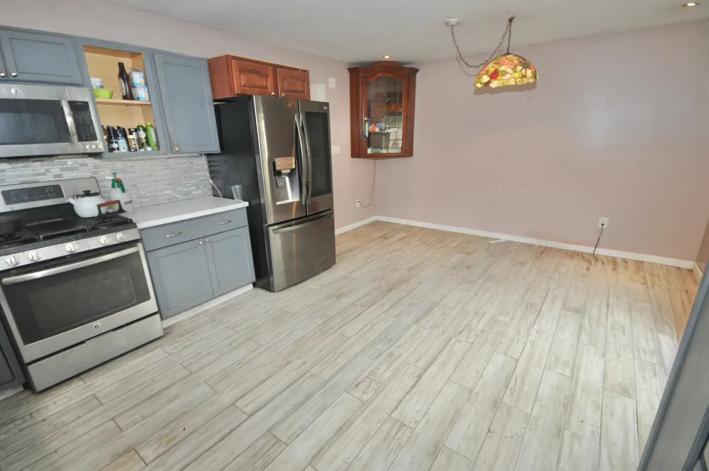 6406 Brown Street Port Norris, NJ 08349