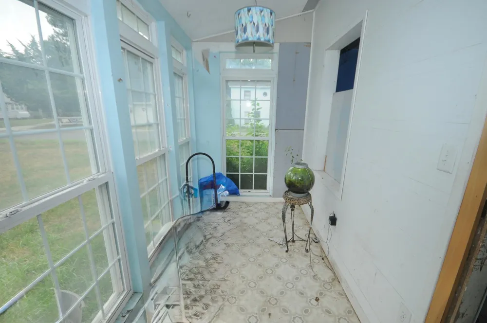 6406 Brown Street Port Norris, NJ 08349