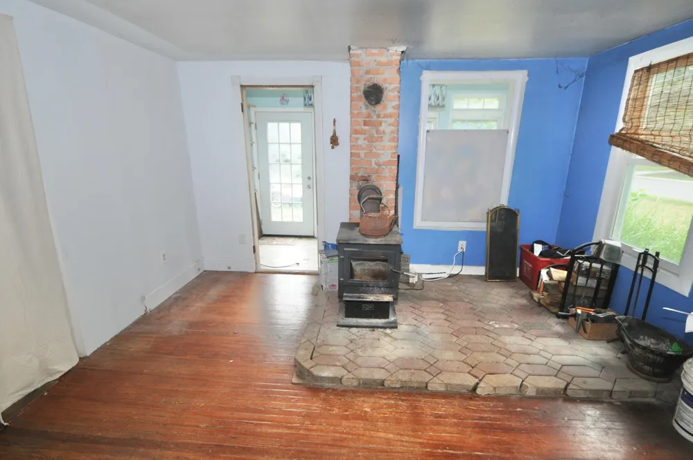 6406 Brown Street Port Norris, NJ 08349