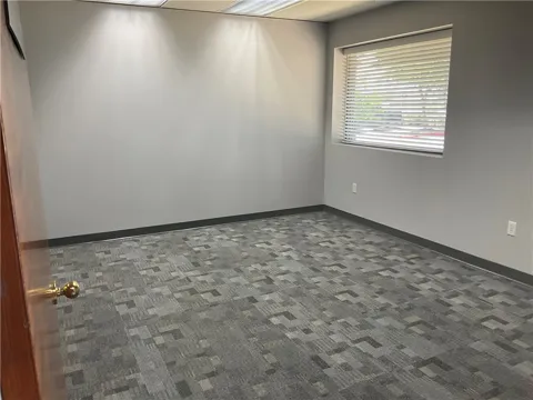3810 Harvey #102