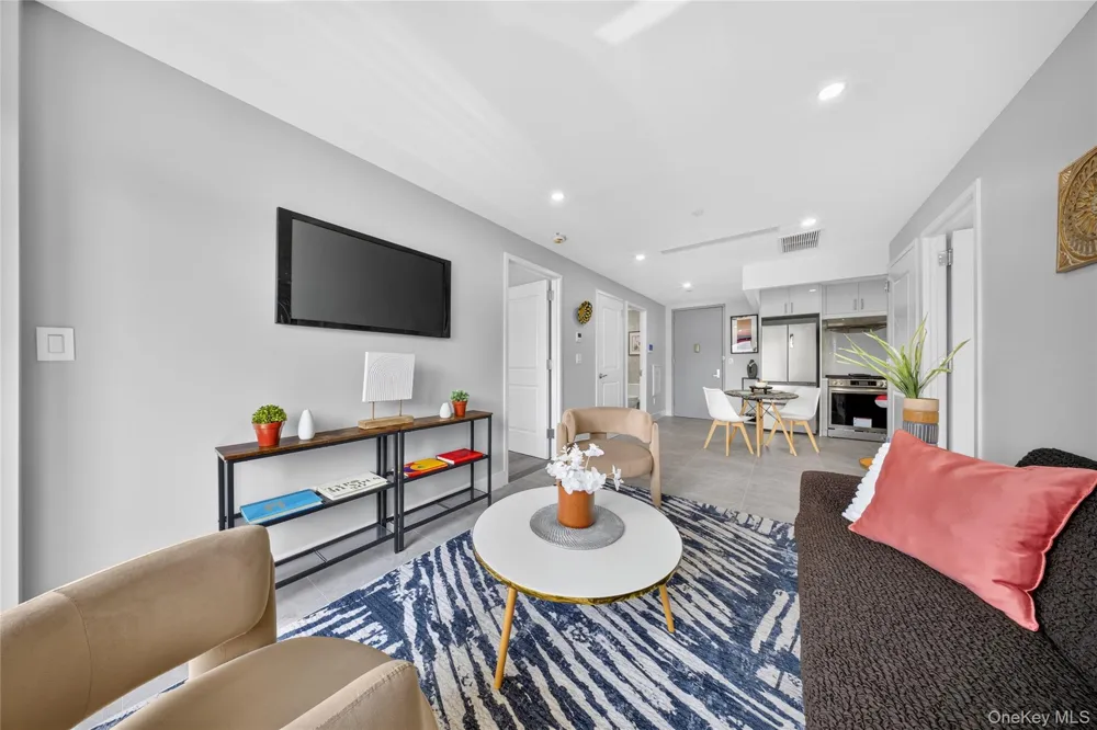 643 5th Avenue #6D Brooklyn, NY 11215