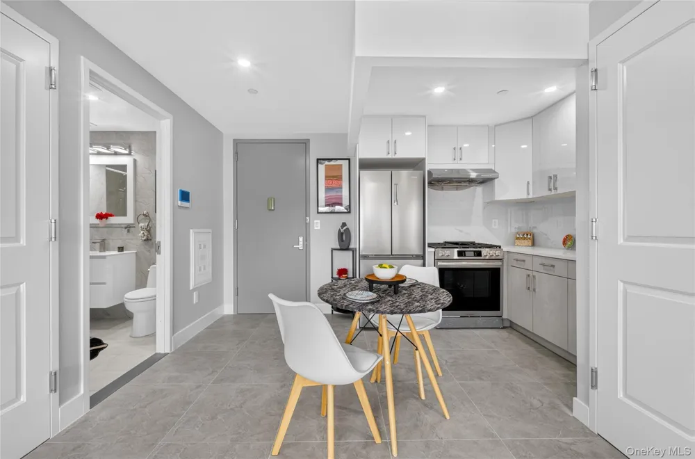643 5th Avenue #6D Brooklyn, NY 11215