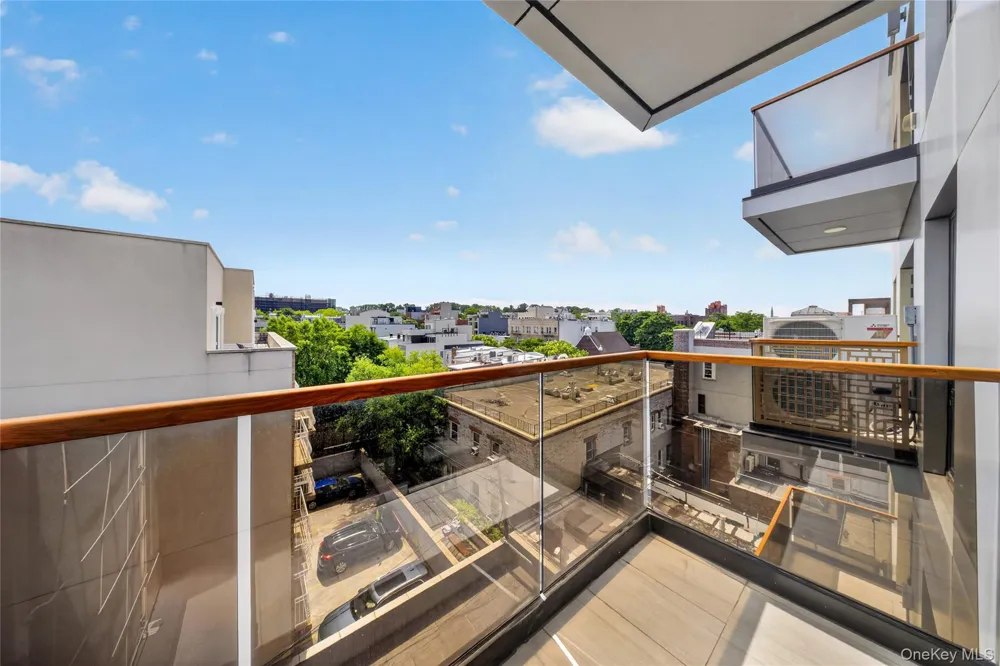 643 5th Avenue #5C Brooklyn, NY 11215