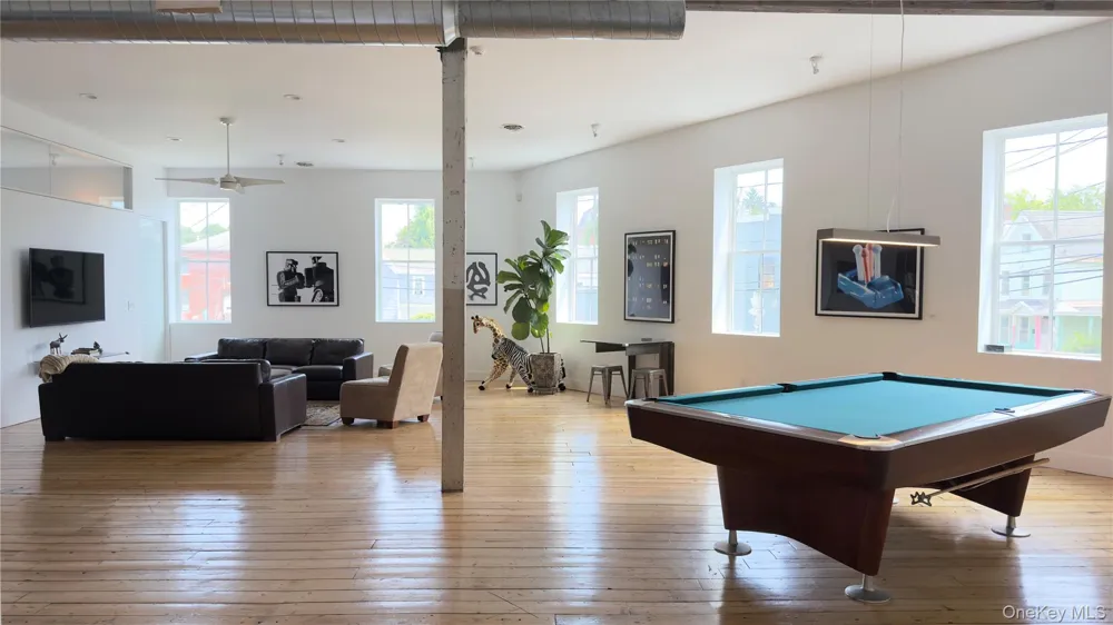 76 Prince Street Kingston, NY 12401