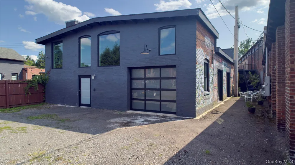 76 Prince Street Kingston, NY 12401