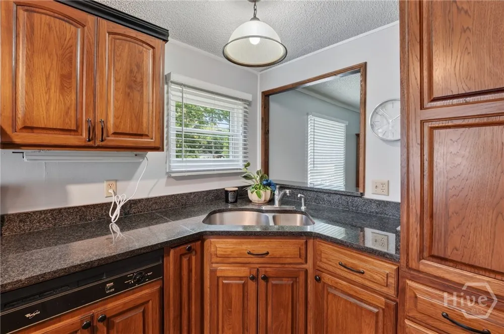 144 Midland Drive Guyton, GA 31312