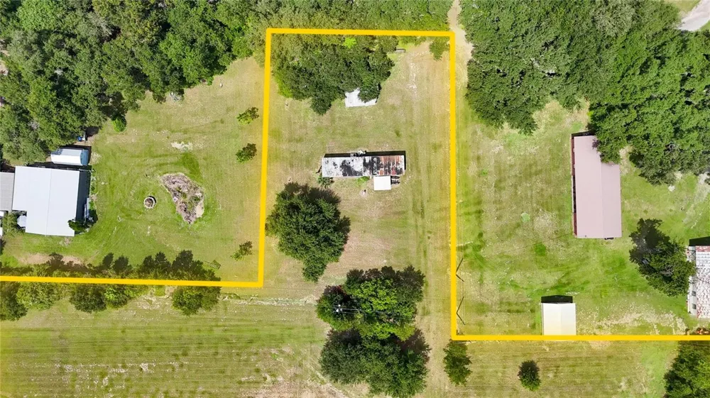 2452 WELCOME ROAD Lithia, FL 33547