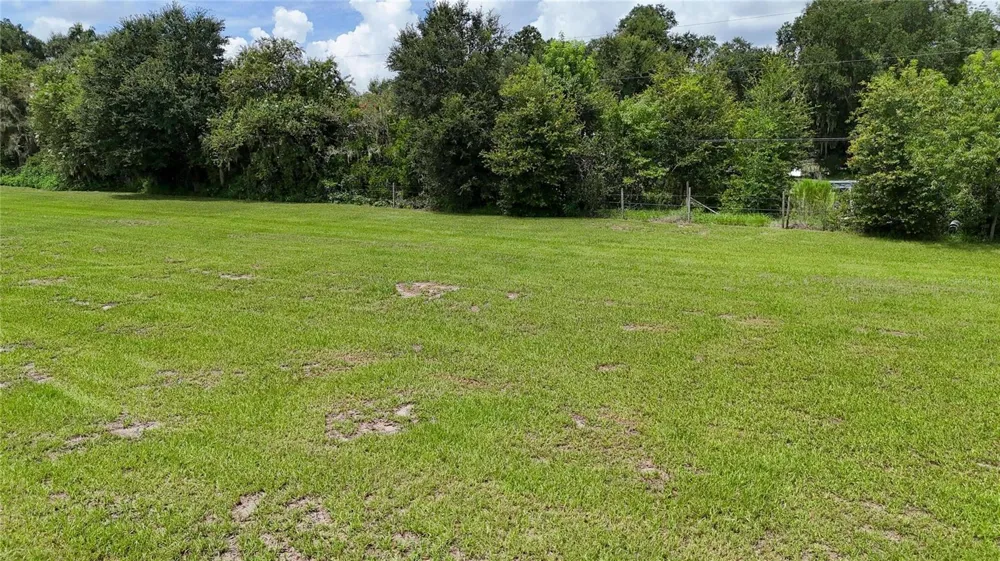 2452 WELCOME ROAD Lithia, FL 33547