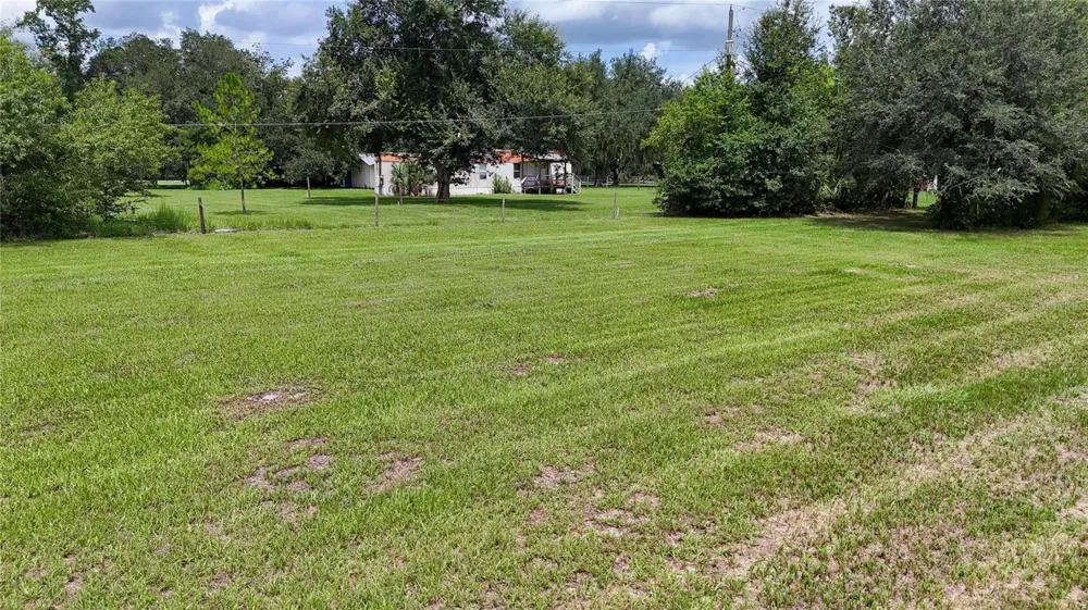 2452 WELCOME ROAD Lithia, FL 33547