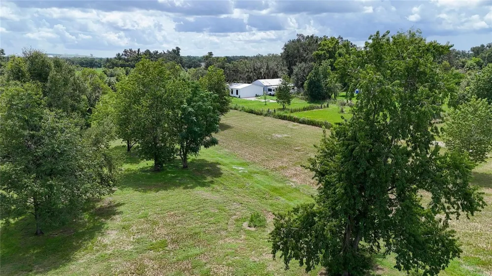 2452 WELCOME ROAD Lithia, FL 33547