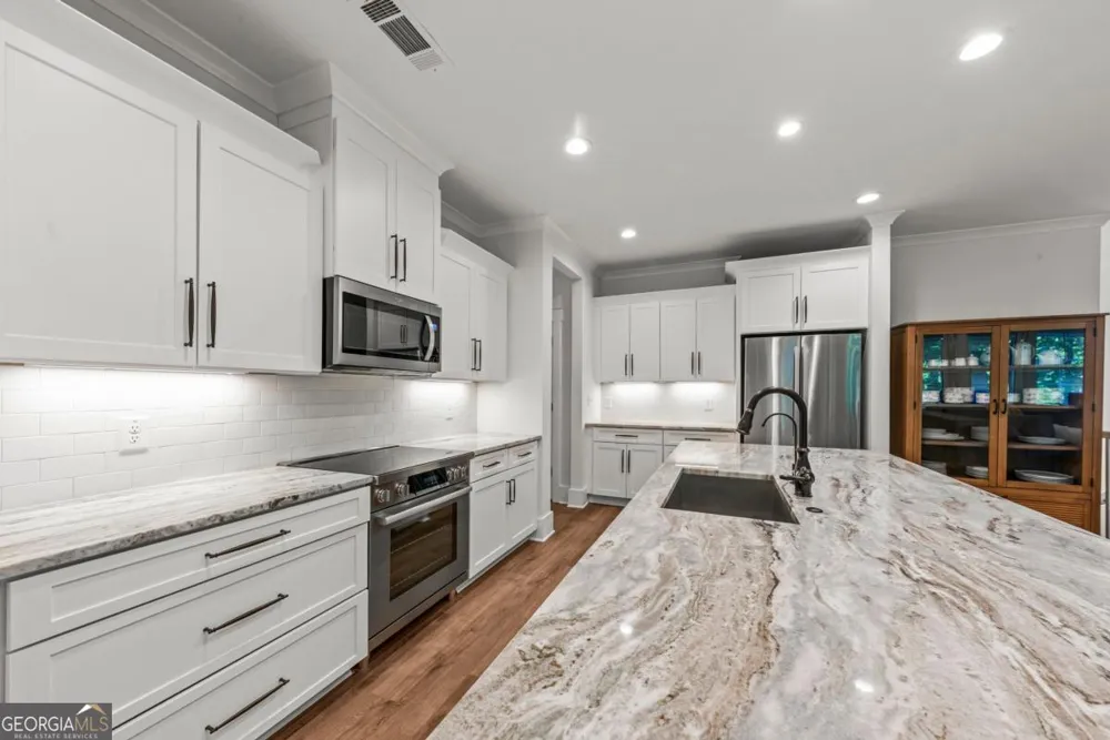 1100 Hidden Hills CIR Greensboro, GA 30642