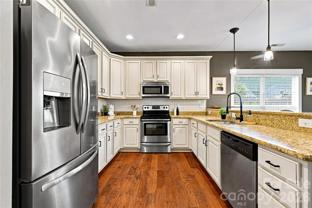 3151 Delaware Drive Denver, NC 28037