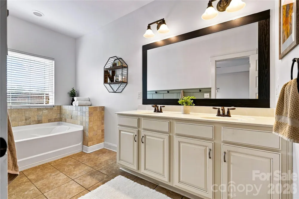3151 Delaware Drive Denver, NC 28037