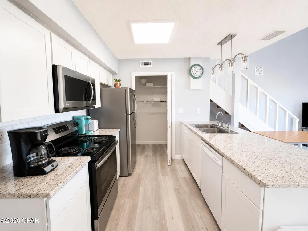 4113 Holiday Drive #201 Panama City, FL 32408