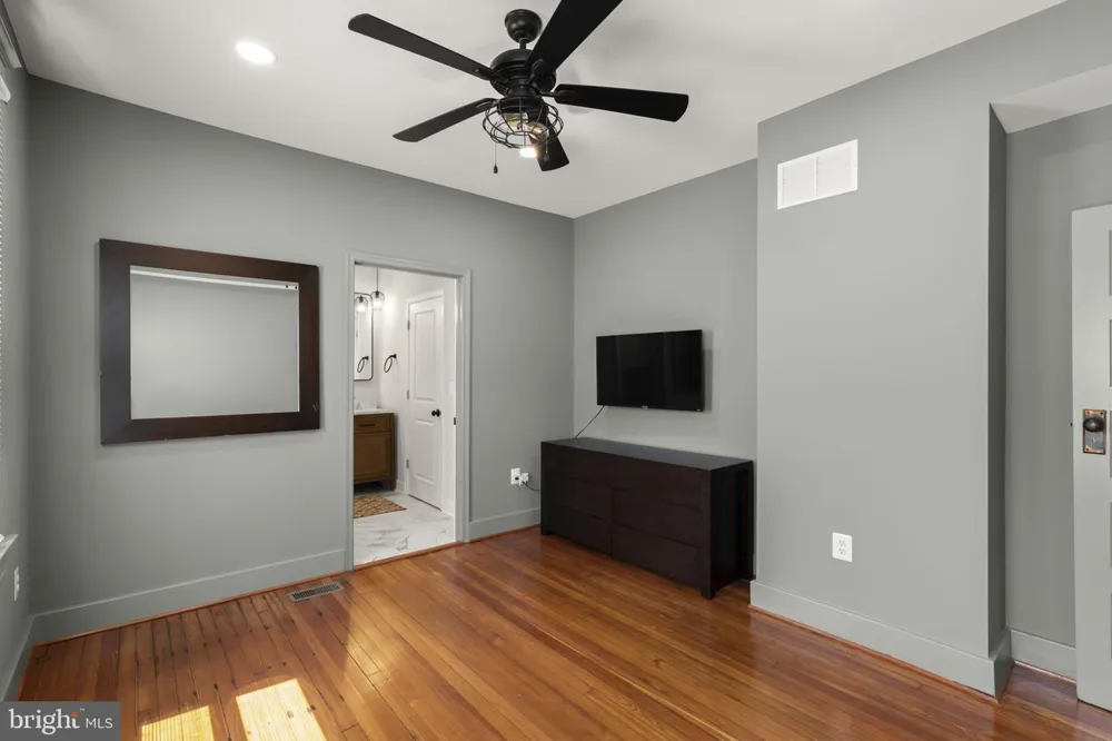 6004 BURGESS AVENUE Baltimore, MD 21214