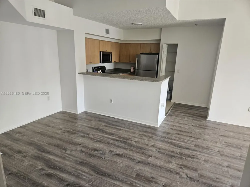 2440 E Preserve Way #303 Miramar, FL 33025