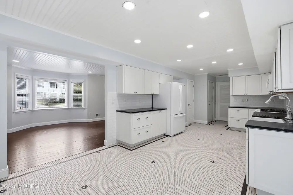 126 Linnea Lane Brick, NJ 08724