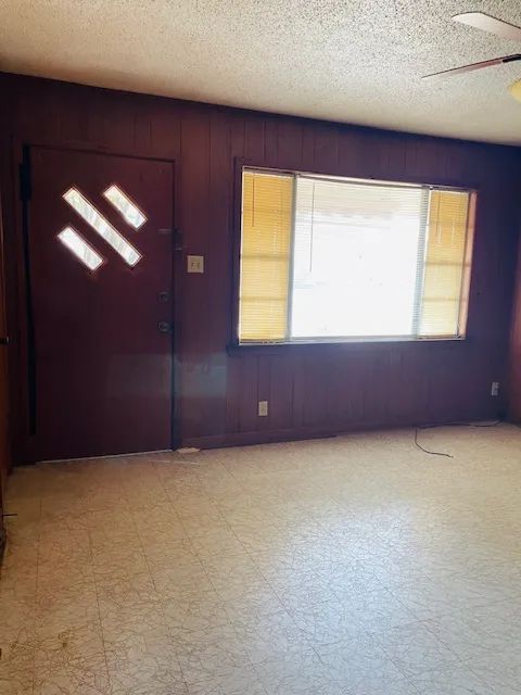 102 Collins Street Colbert, OK 74733
