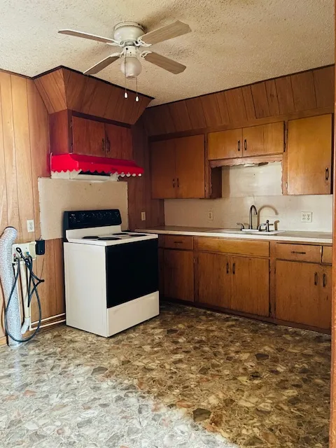 102 Collins Street Colbert, OK 74733